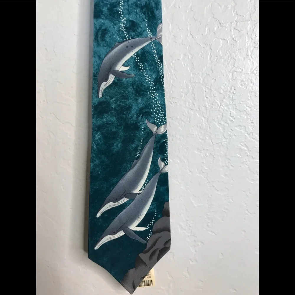 Vintage dead stock WWF humpback whale tie